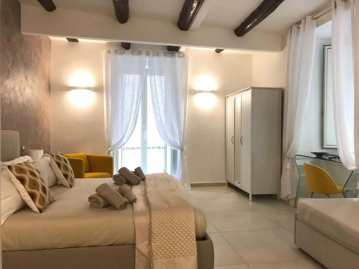 Napoli Plebiscito Apartment Εξωτερικό φωτογραφία