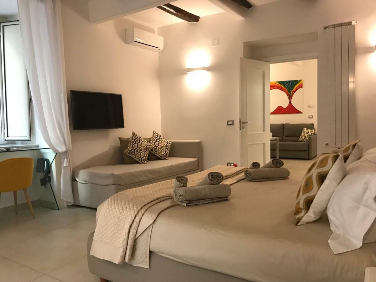 Napoli Plebiscito Apartment Εξωτερικό φωτογραφία